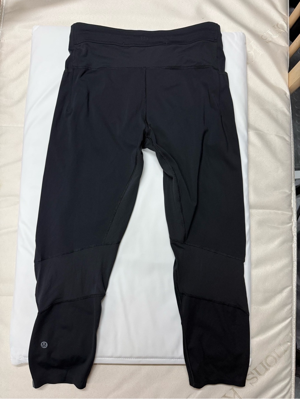 Lululemon Surge Tight 22" Nulux Men's Running Tights Sz M - Picture 2 of 3